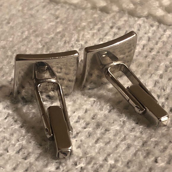 🎁 STERLING SILVER AND RUBY STUDDED CUFFLINKS
